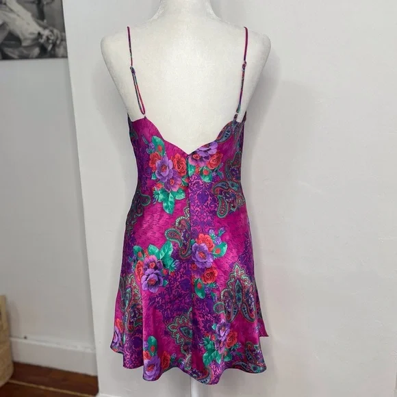 Vintage Gold Label VS Slip Chemise - Picture 6 of 7